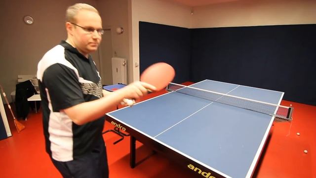Sådan spiller du mod en blokeringsspiller i bordtennis смотреть онлайн