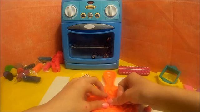 Готовим дома . Завтрак из пластилина. смотреть онлайн