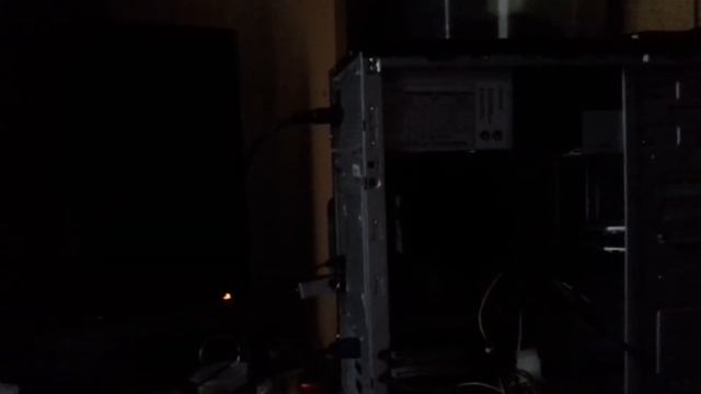 775 КРУГОВ АДА!!!!11! | УСТАНОВКА WINDOWS 10 НА СТАРОГО ДИНОЗАВРА смотреть онлайн