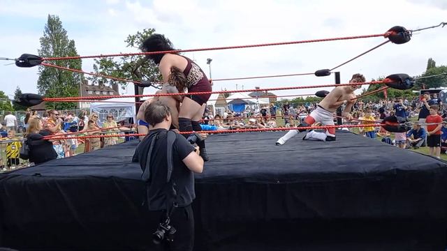 Number One Contender Battle Royal at the Wrestle Island (25/07/2021) смотреть онлайн
