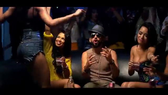 Wisin Yandel Algo Me Gusta De Ti смотреть онлайн