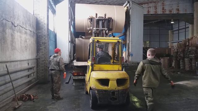 Погрузка рулонов бумаги смотреть онлайн