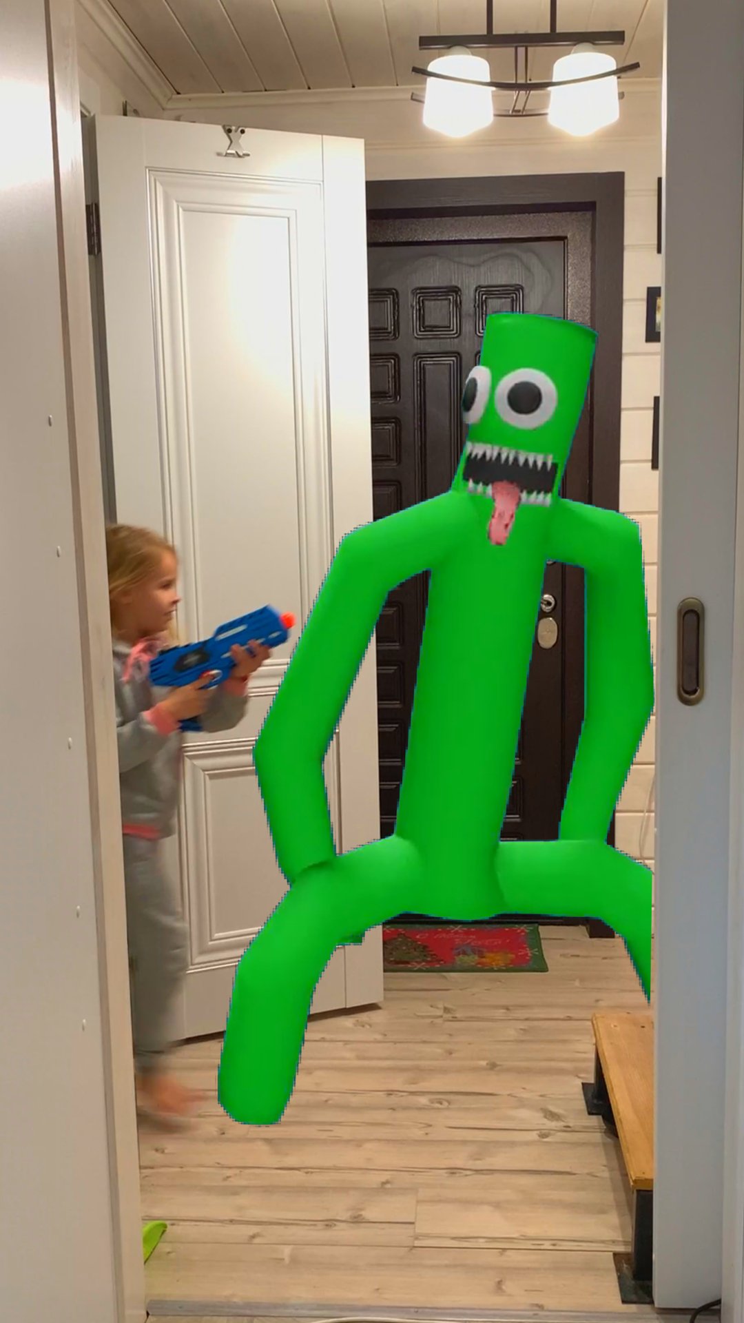 Roblox Rainbow Friends vs Nerf / Радужный Друг против Нерф
#shorts смотреть онлайн