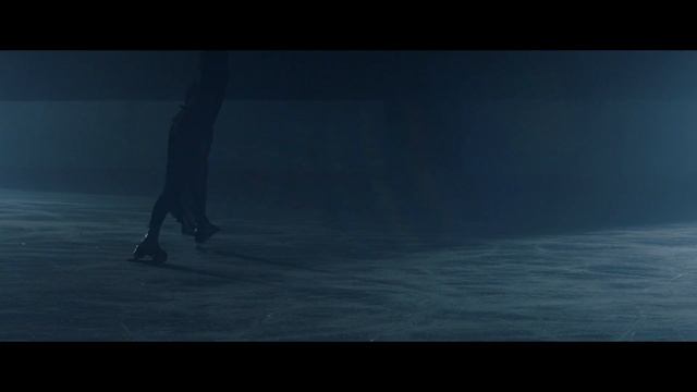 Vera Wang’s fall 2017 collection смотреть онлайн