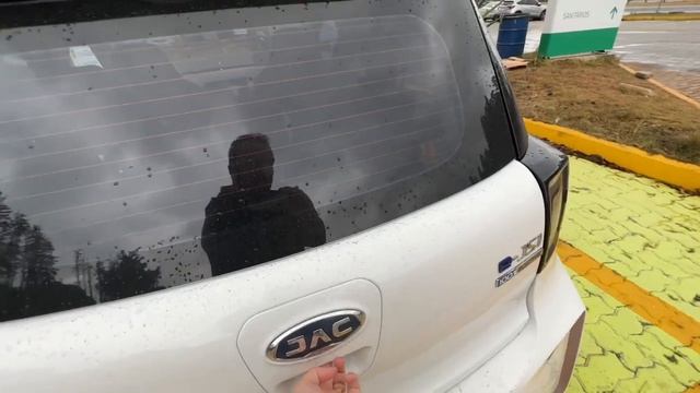 Conhecendo o JAC E-JS1 110.000km - carro elétrico usado em Aplicativo смотреть онлайн