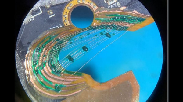 Сплёл паутину на RX6800XT\\ Трэш-контент по восстановлению текстолита, тестируем клей ВК-9