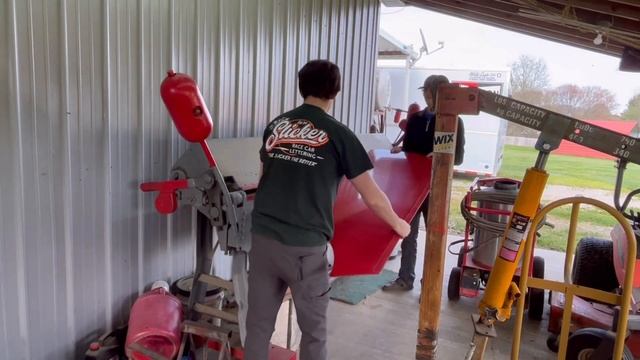 Repairing damage from Wartburg смотреть онлайн