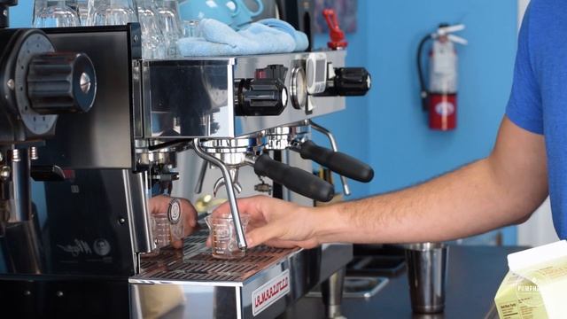 How to make a Cappuccino with La Marzocco Linea смотреть онлайн