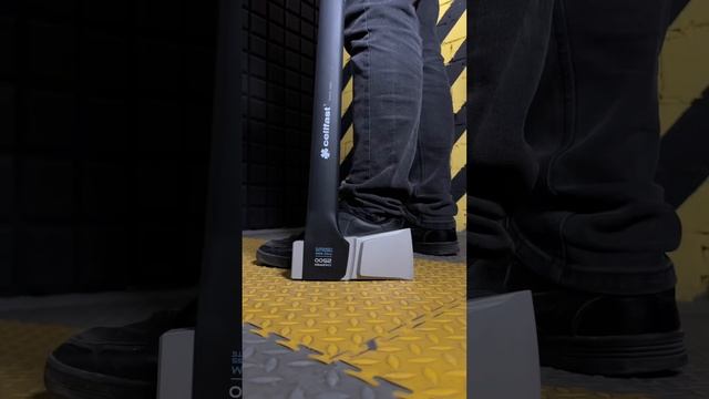 Не покупай топор, пока не посмотришь это видео!?#cellfast #топор смотреть онлайн