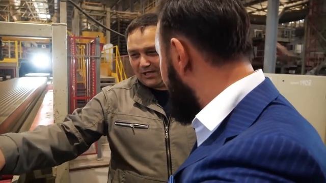 Руслан Абдулнасыров посетил завод КЕТРА в Чувашии и увидел, как делается керамический кирпич и блок смотреть онлайн