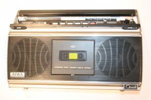 Винтажный БУМБОКС  1973 года Кассетный  AIWA TPR-930 ECM FM-MW-SW stereo radio-Япония