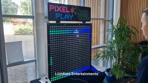 Pixel Play - Paddles Game Option