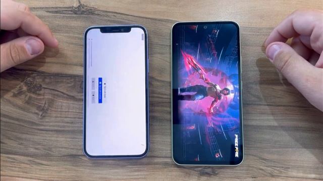 Samsung Galaxy A54 vs iPhone 12 смотреть онлайн