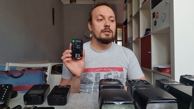 GODOX или Yongnuo? Вспышки и синхронизаторы.
