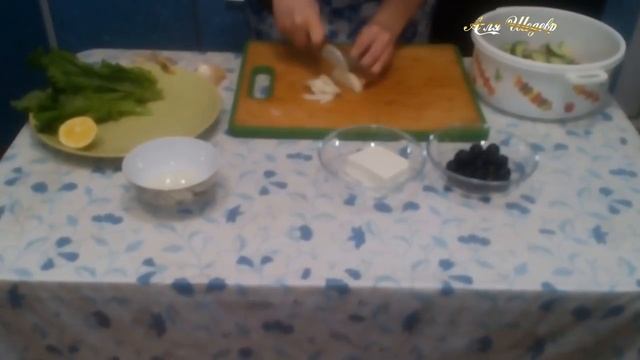 Как приготовить ГРЕЧЕСКИЙ САЛАТ смотреть онлайн