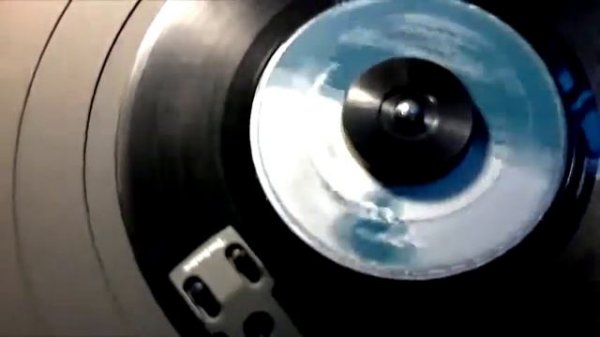 036b - Les Cornichons (Nino Ferrer)