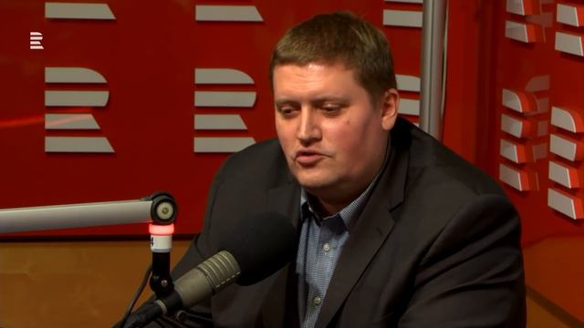 David Rožek: Nelegální zbraň lze na internetu sehnat do pár dnů смотреть онлайн