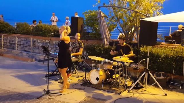 Laigueglia - Italia праздник дня когда в город пришли Пираты смотреть онлайн