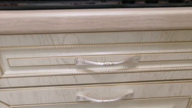 Кухня в классическом стиле с патиной смотреть онлайн