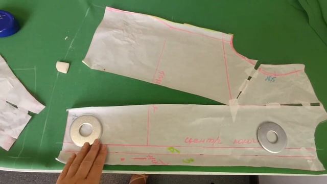 Пошив рубашки. Ч. 2 Построение выкройки рукава.Работа с планкой рубашки. смотреть онлайн