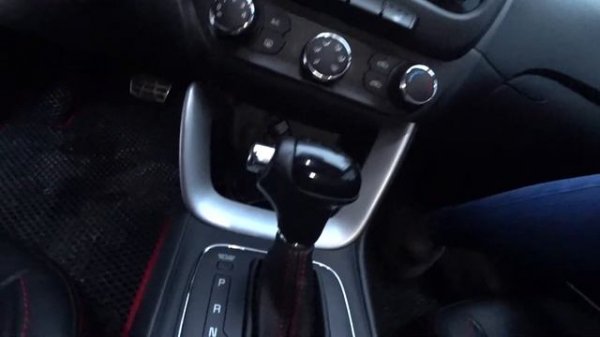 Обзор салона Kia Ceed 2 JD от prochehli.ru