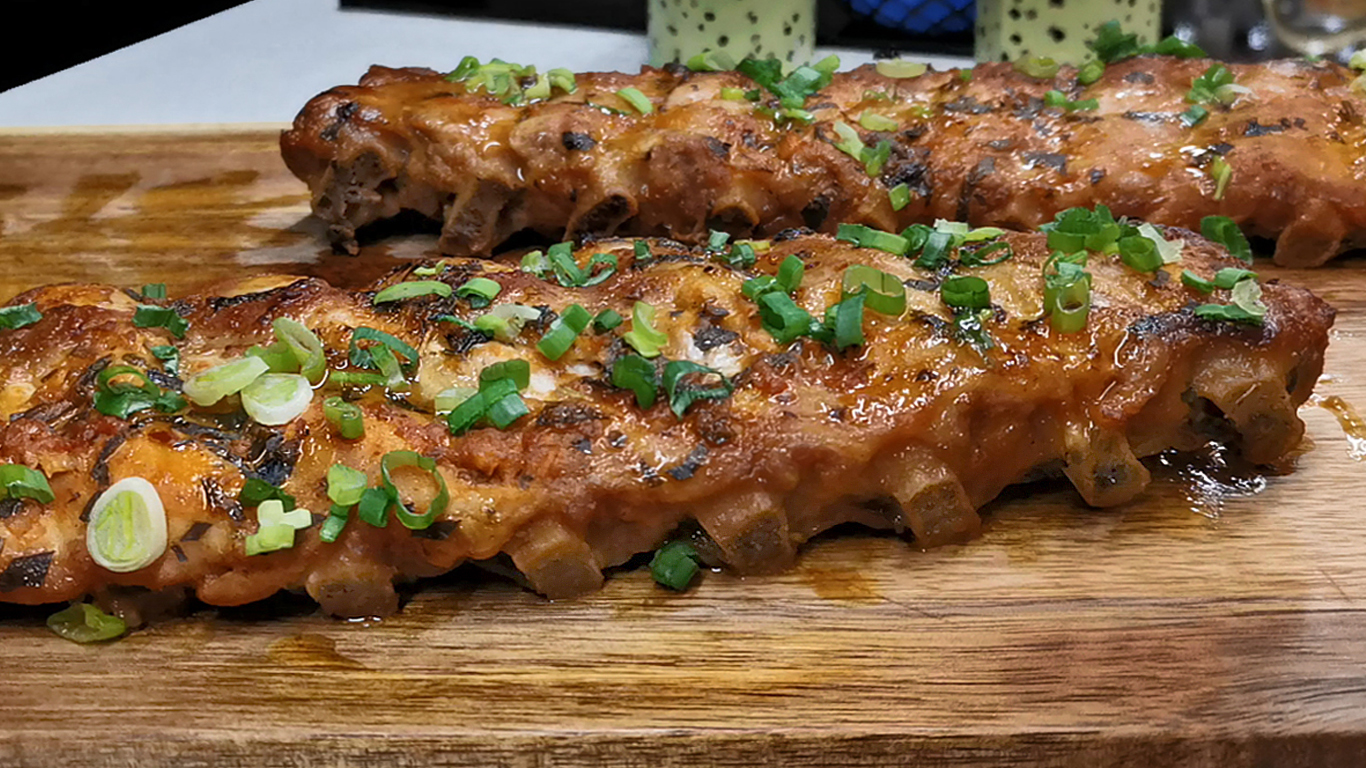 СУПЕР сочные и нежные РЕБРЫШКИ в духовке! Секрет в обёртке плюс особый МАРИНАД! смотреть онлайн