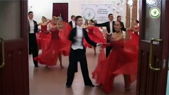 Дворец культуры "Молодежный! Нам 1 год! смотреть онлайн
