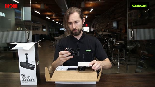 IHOMI Shure Exclusive - Unboxing the all new Shure MV7 смотреть онлайн