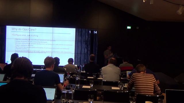 Introduction training to Docker - 3rd Birthday - Adrian Mouat смотреть онлайн