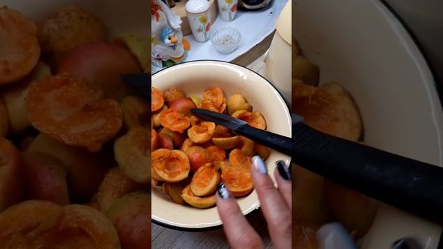 Как заморозить абрикосы на зиму? Мои вкусные рецепты. смотреть онлайн