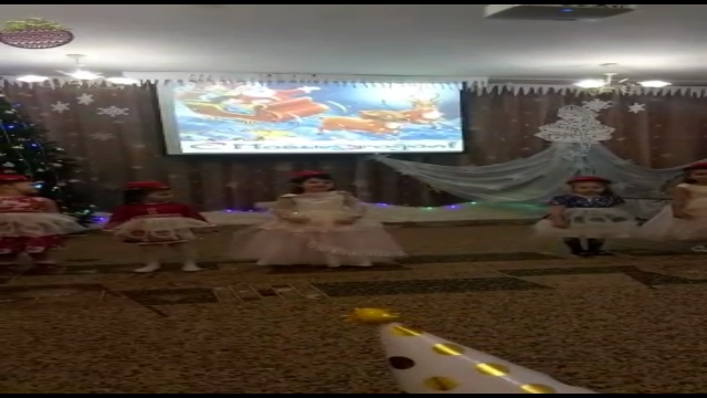 Новогодний утренник. смотреть онлайн