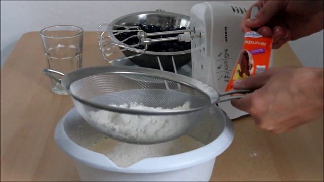 Пирог с черникой - Черничный пирог смотреть онлайн