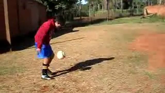 Nestor Remedando a Ronaldinho смотреть онлайн