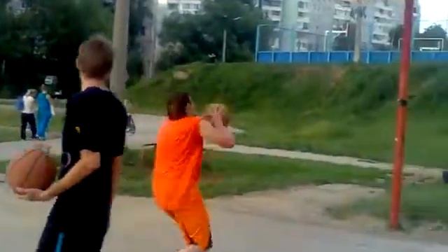 Данки и прочие развлечения на кольце Часть первая смотреть онлайн