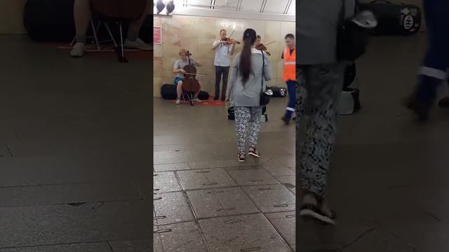 Метро чеховски смотреть онлайн