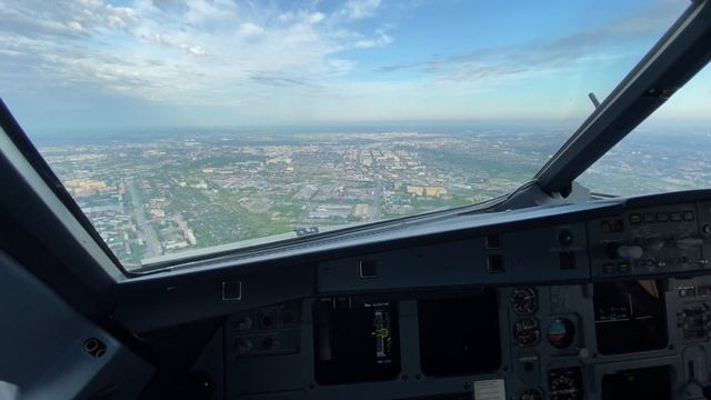 UNOO заход на RW 25 смотреть онлайн