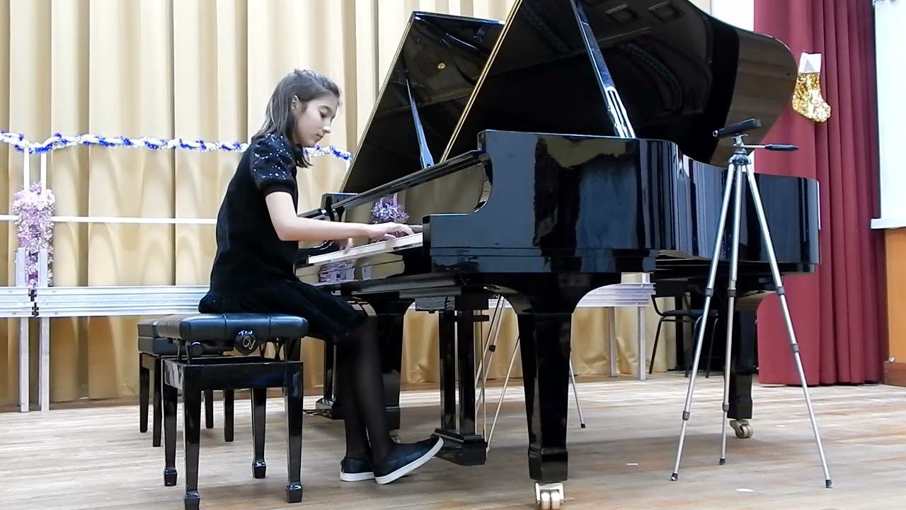 9. А. Гречанинов - «Ноктюрн», исп. Радевич Диана (4 класс) смотреть онлайн