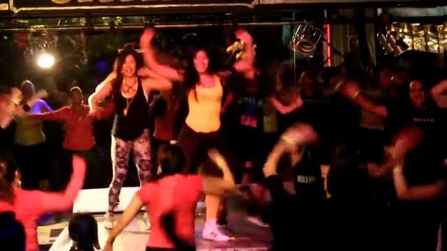 Zumba Diane Cañeda's choreo to 'Samba la Mamba' at ZIDC смотреть онлайн