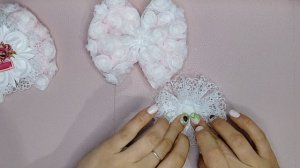 Бантики из репса и фатина.