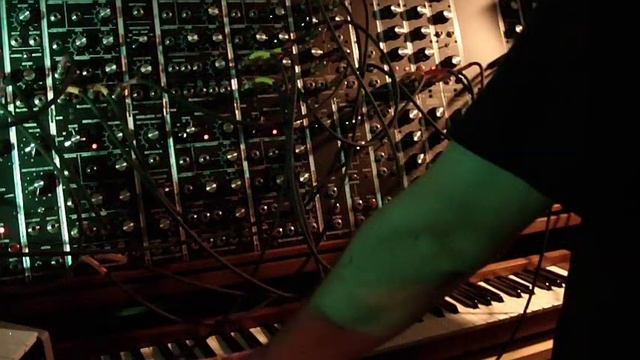 Synthesizers.com Studio.88 ...a little demo... смотреть онлайн