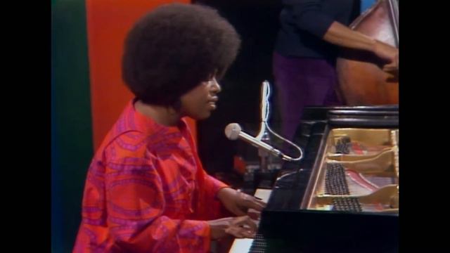 Roberta Flack~Live 1970 KCET-TV Studio, Los Angeles, California USA смотреть онлайн