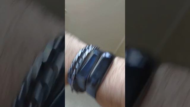 Xiaomi mi band 3 и Samsung galaxy fit смотреть онлайн
