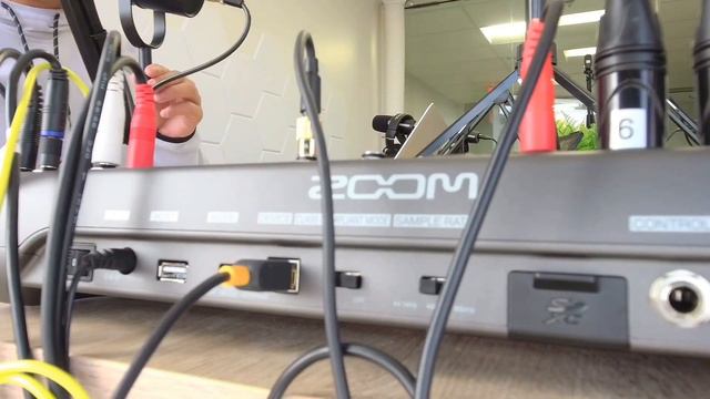Zoom Livetrak L-12 - Recording & Exporting To An SD Card