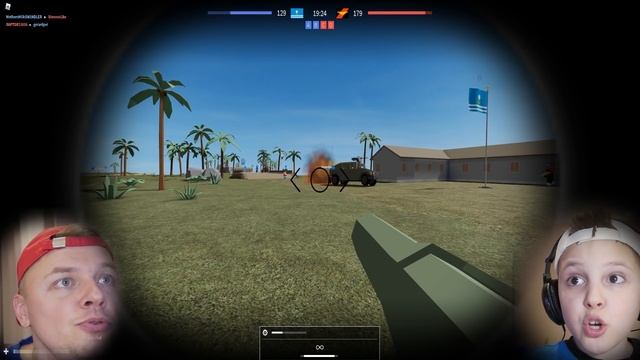 ВЫЖИВАЕМ на УАЗ в ROBLOX Баттле !!! Залезли в Танк в РОБЛОКС смотреть онлайн