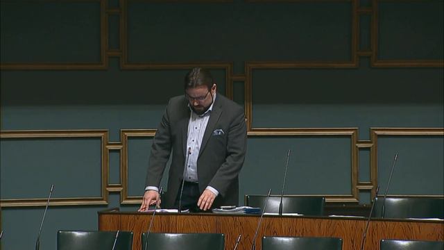 Johannes Yrttiaho vasemmistoliitto Nato maiden linja смотреть онлайн