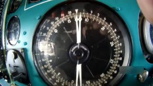 Вадим Захаров. "Летчик должен летать"  Звук IN/OUT Records.