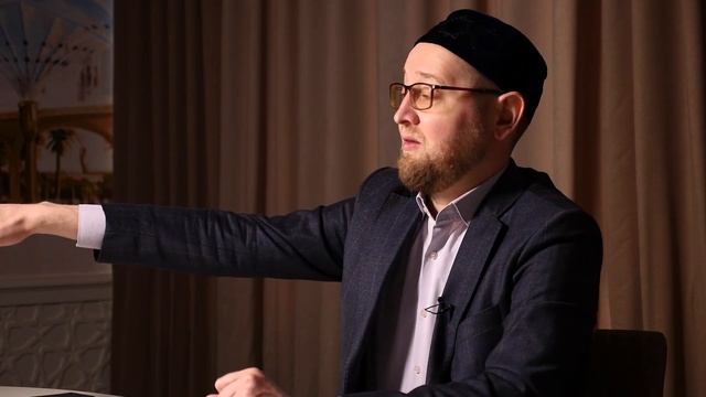 Почему люди грешат в Рамадан, ведь шайтан заковывается в цепи? I Вопрос имаму смотреть онлайн