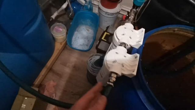 Бак для воды с колодца для обезжелезивание воды смотреть онлайн