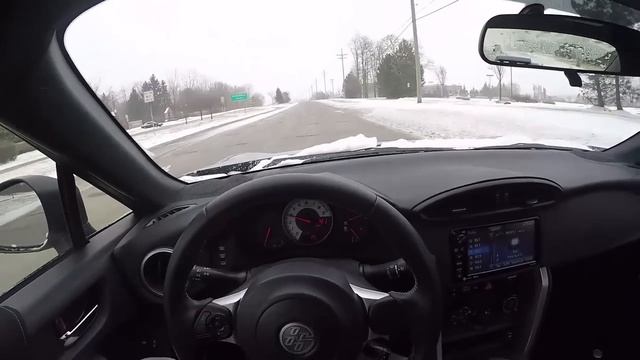 2017 Toyota 86 (6MT) - POV Test Drive & Review смотреть онлайн