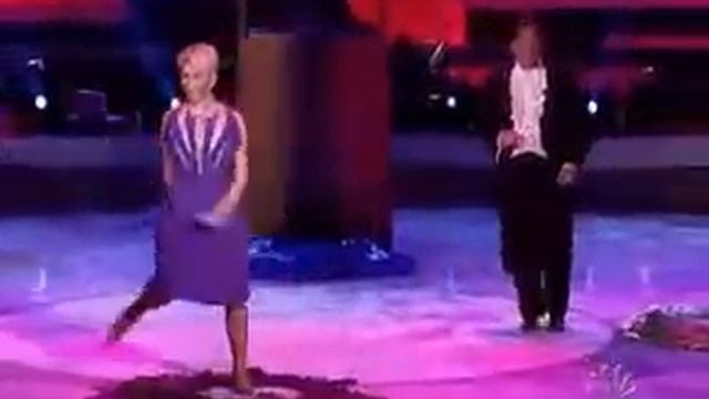 Нереальный фокус с переодеванием смотреть онлайн